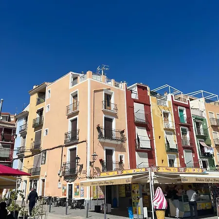 H&b Costablanca شقة *